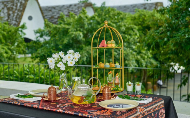 The Coffee City - Healing & Retreats