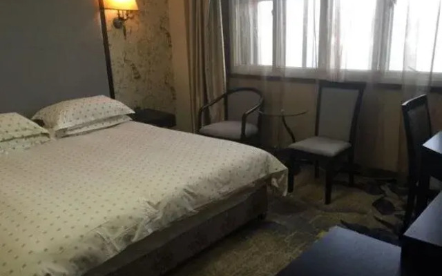 Crown Plaza