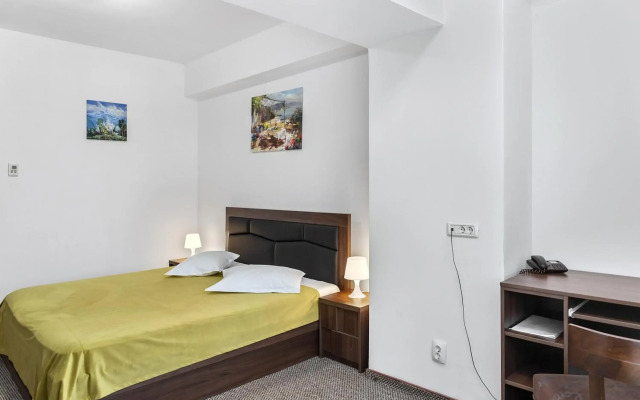 Lina Hotel