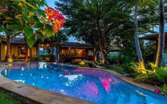 Secluded Oasis for Family and Friends (BM5)