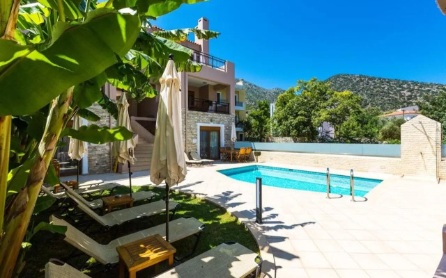 Pantheon Villas & Suites