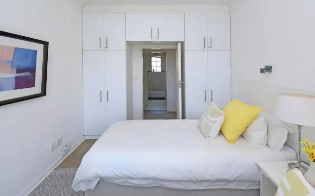 Cosy 2bed in Heart of Sandton