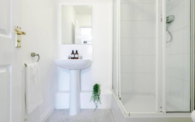 Paladine Place Serviced Apartment Coventry