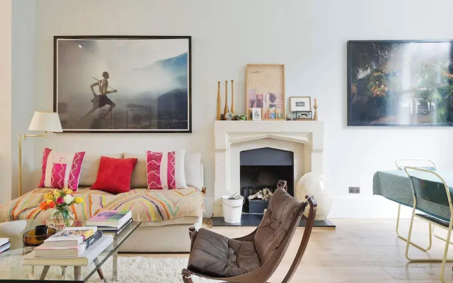 Gorgeous & Grand 5 Bed House, Holland Park
