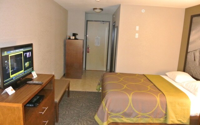 Home Inn and Suites Lloydminster