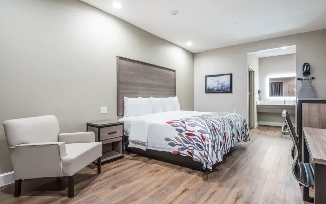 Rodeway Inn And Suites