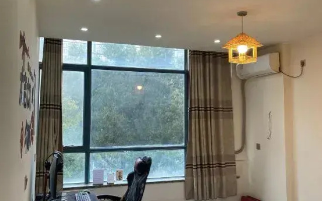 Pinghu esports theme hotel