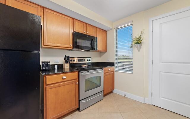 Perdido Towers East 106