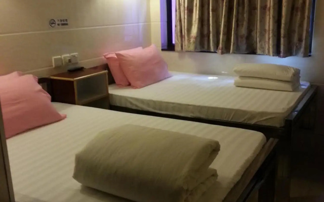 Maple Leaf Guest House