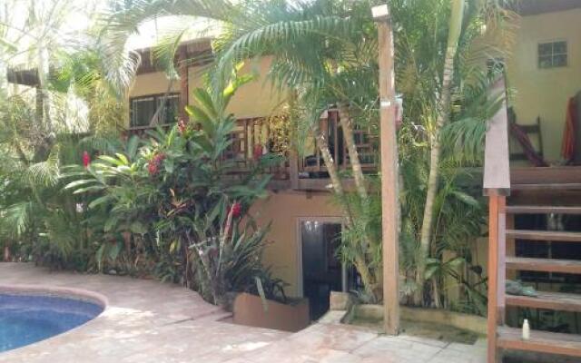 Roatan Backpackers' Hostel