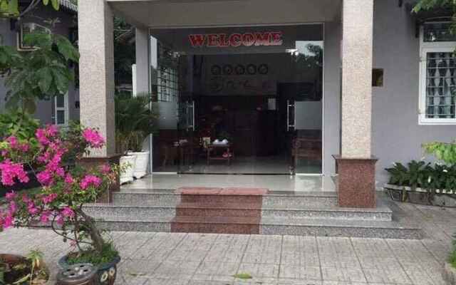 Mai Vuong Thuy Hotel