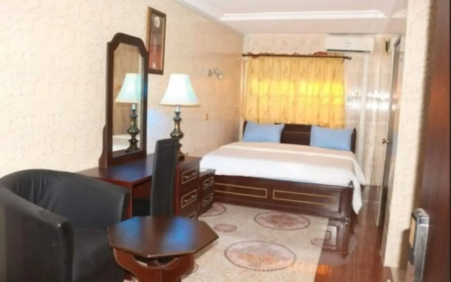 Cute Villa Hotel and Suites