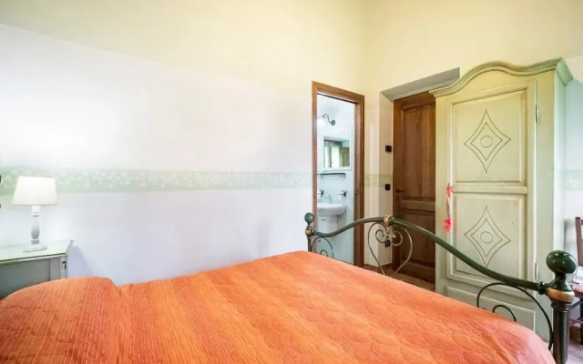 Farmhouse in Citta di Castello With Pool