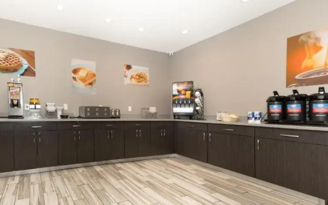 SureStay Plus Hotel by Best Western Point Richmond