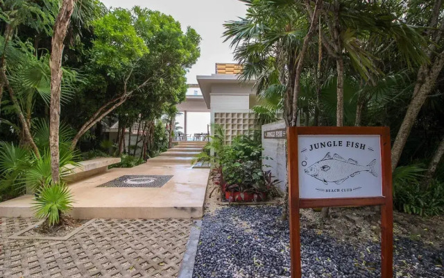 Luxury House Near Akumal Beach by Olahola