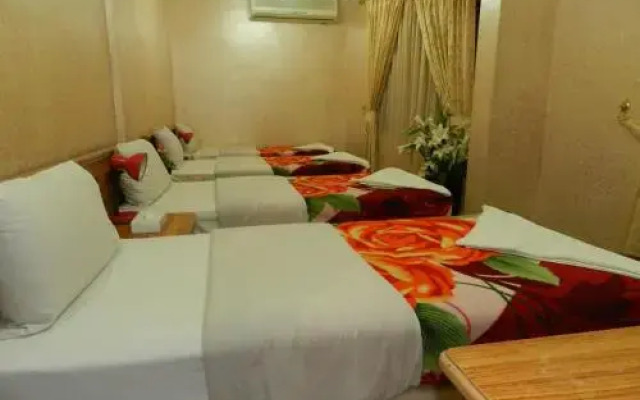 Отель Green Sea Hotel