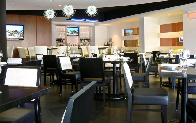 Novotel Toronto North York