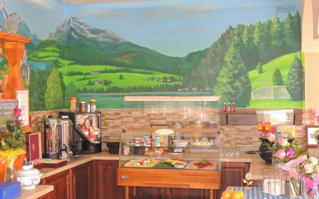 Bajor Panzio Aparthotel Restaurant - Adults Only