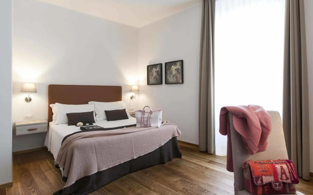 Giuturna Boutique Hotel