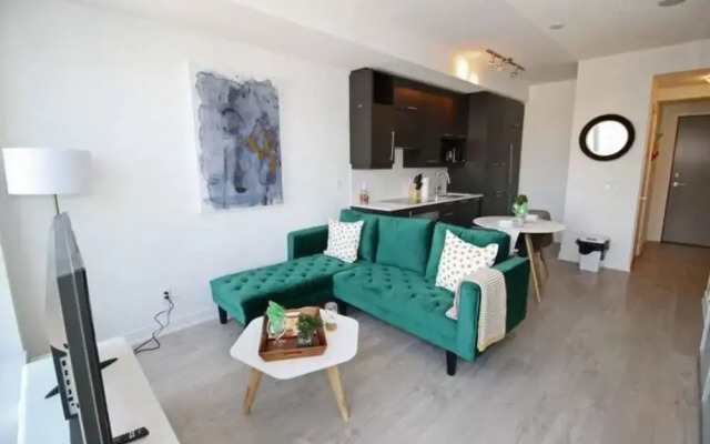 Executive 1 BD in the heart of Entertainment District