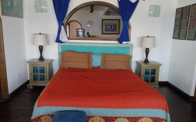 Casa Playa Baja
