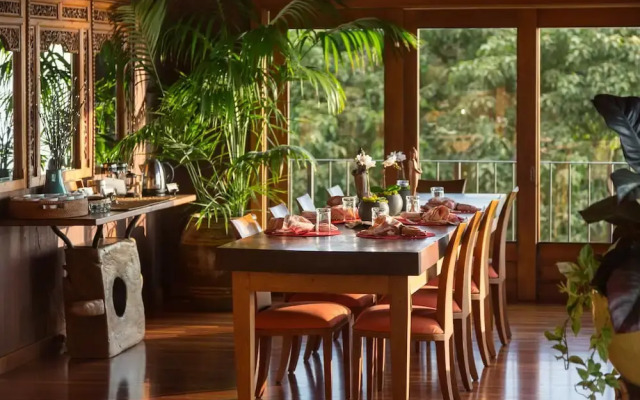 Holualoa Inn