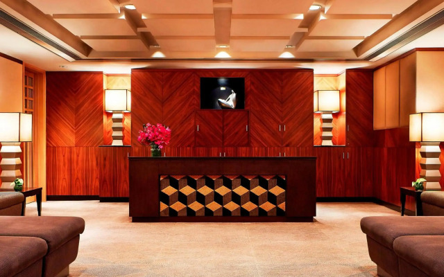 Sheraton Hong Kong Hotel & Towers