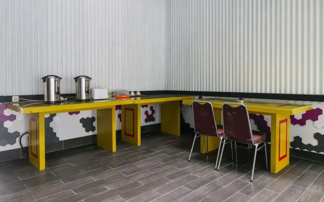 Airy Panam HR Soebrantas KM 8.5 Pekanbaru