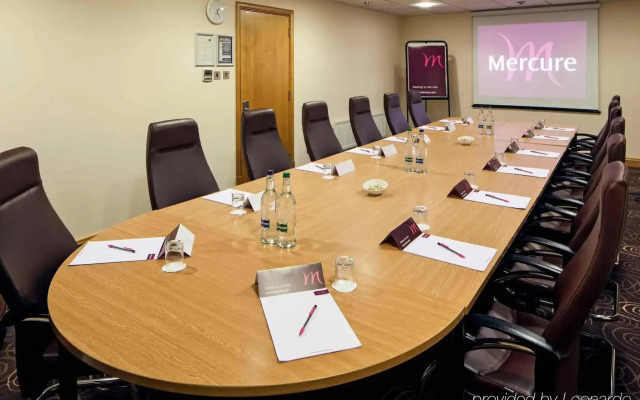 Mercure Leeds Parkway Hotel