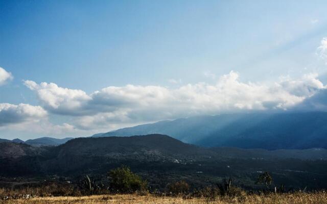 Plakalona Apartments