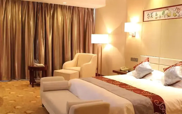 Ruifeng International Hotel （Southwest Gate）