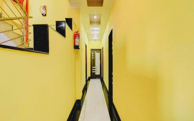 OYO 14174 Good Luck Residency Hotel