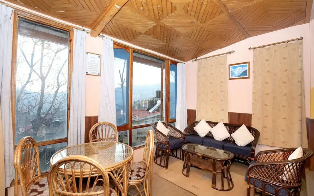 OYO 12858 Home 3BHK The Pavalion