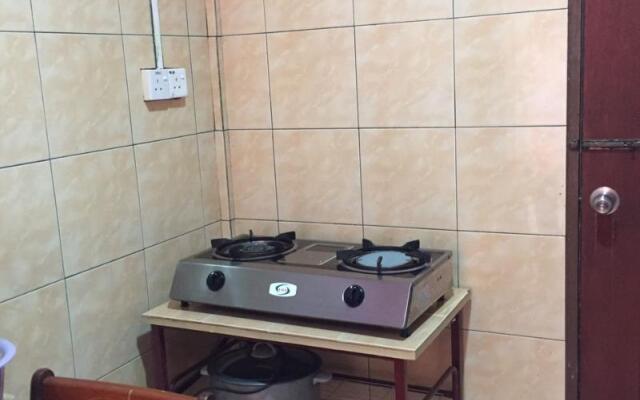 OYO Home 90349 Anique Hoemstay