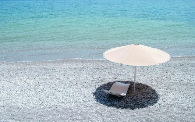 Kalamaki Beach Resort