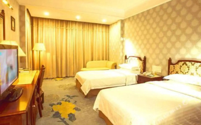 Liuzhou Hotel （South Gate）