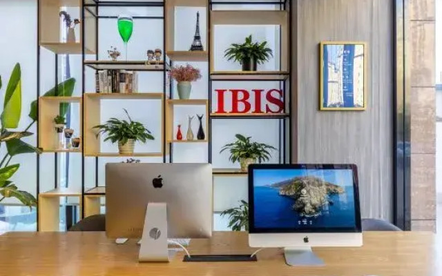 Ibis hotel(Longnan railway station store)
