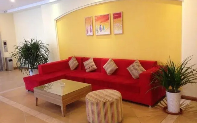 Home Inn Shenyang Xinmin Railway Station Branch