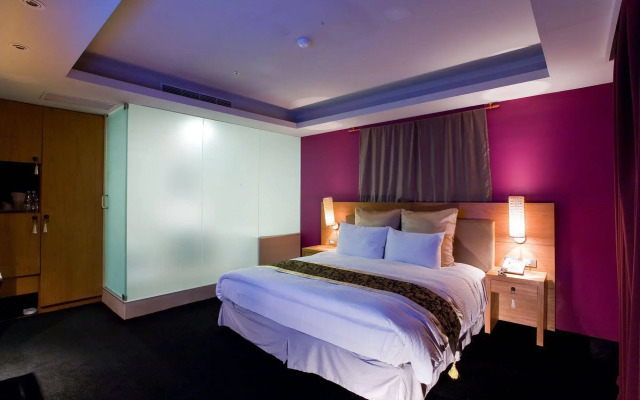 H.M.Hotel