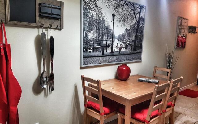 Cozy 2-Bedroom Apartment #25 by Amazing Property Rentals