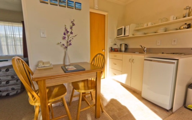 Arrow Motel Apartments