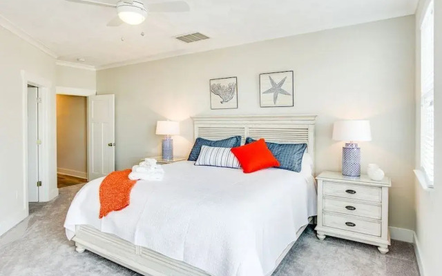 529 The Bayville House