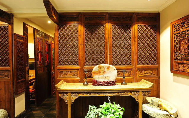 Beijing Traditional View Hotel