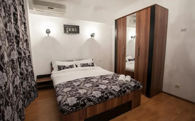 Next Apartments Coposu
