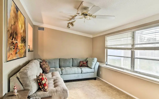 Snowbird Sanctuary w/ Covered Patio in Bradenton