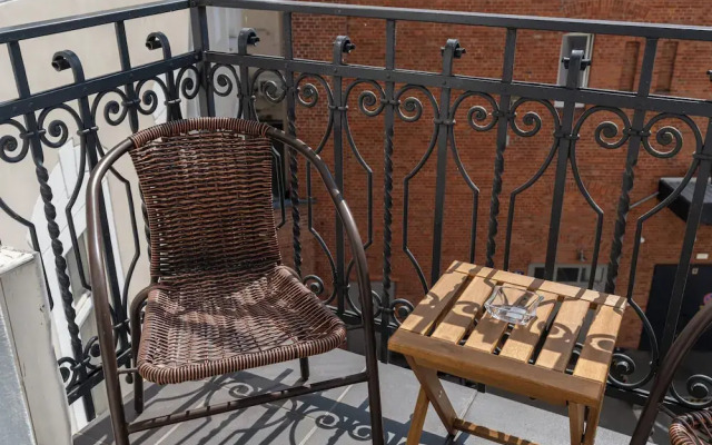 Scandi Małe Garbary Apartment by Renters