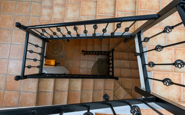 Lantia Rooftop House