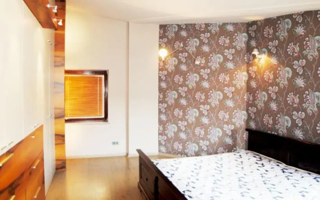 INApartments Classic Riverside