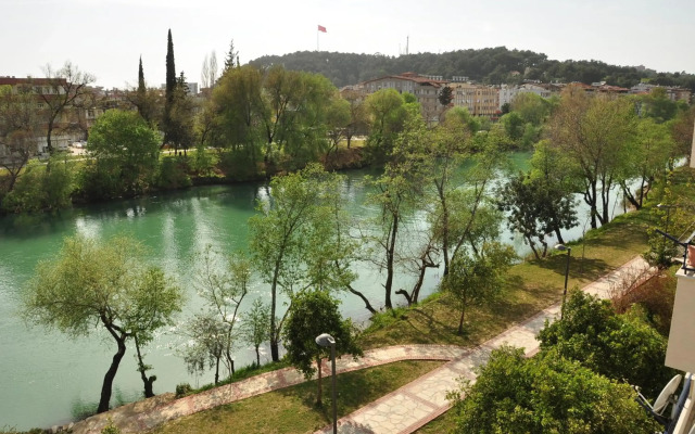 River Boutique Hotel