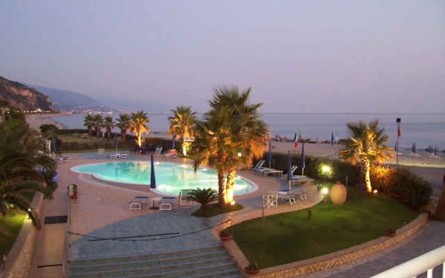 Meridian Hotel